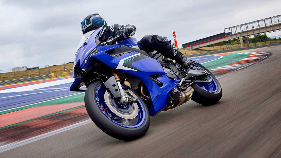 Yamaha R6 superbike ridden aggressively on racing circuit track